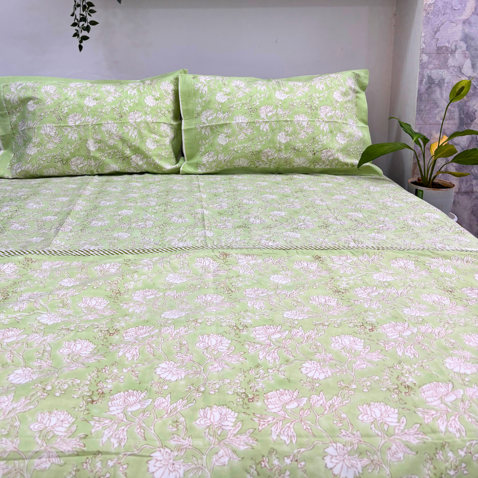 Pari Vatika Handblock Cotton Bedsheet Set